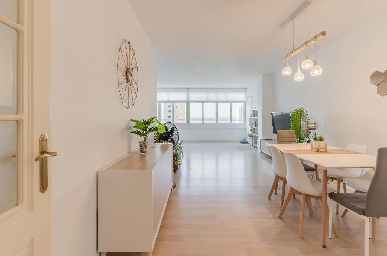 Apartamento Frente Al Mar Torres De Playamar En Torremolinos Apartment